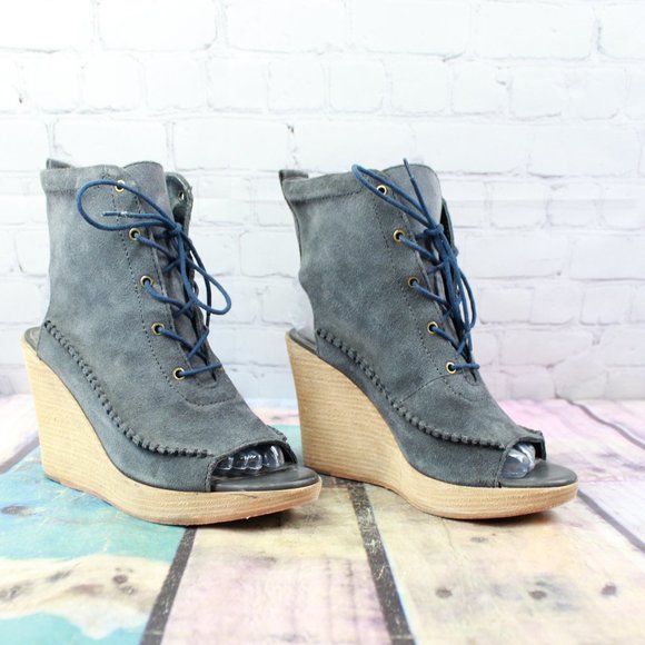 LL Bean Black Suede Peep Toe Lace Up Wedge Heel Booties Size 7 M - Picture 3 of 9